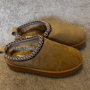 Cozy Tan platform Slip-On Women's Shoes